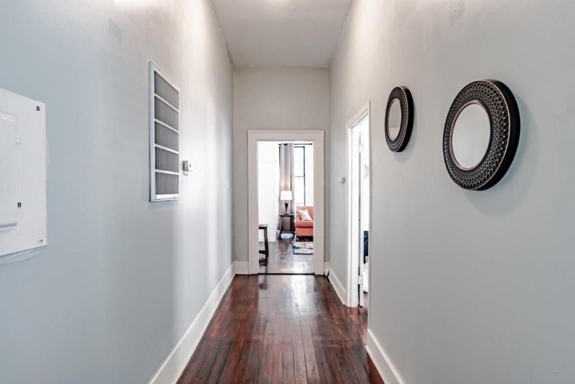 Mins From Downtown & Dining, Dauphin Darling 2 Apartment Mobile Bagian luar foto